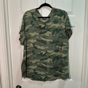 Old Navy Everywear Short Sleeve Shirt Top Plus Size 3X Green Camouflage